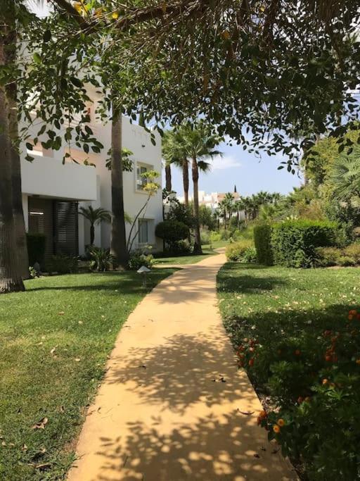 Alcazaba Blue Lagoon 3 Bedroom, Ground Floor Apartment Estepona Zewnętrze zdjęcie